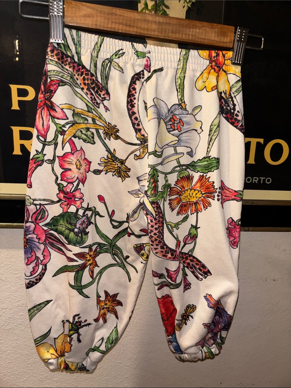 Gucci Child Floral Pants - Picture 5 of 12